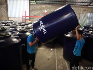 Ternyata Ini Alasan Toren Biru Lebih Banyak yang Beli