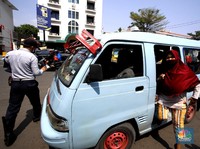 Tarif Bus AKAP & Ojol Sudah Naik, Taksi dan Angkot Kapan?