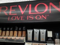 'Raksasa' Kosmetik Revlon Mau Bangkrut, Sahamnya Naik 245%