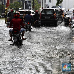Awas! DKI Jakarta Siaga I Banjir Pagi Ini