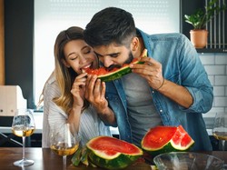 Cara Mengonsumsi Semangka untuk Diet Penurunan Berat Badan Cara Mengonsumsi Semangka untuk Diet Penurunan Berat Badan