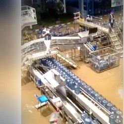 Tutup Pabrik Gegara Banjir, Aqua Belum Putuskan Kapan Buka