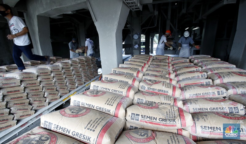 Produksi Semen Gresik, PT Semen Indonesia (CNBC Indonesia/Tri Susilo) Produksi Semen Gresik, PT Semen Indonesia (CNBC Indonesia/Tri Susilo)