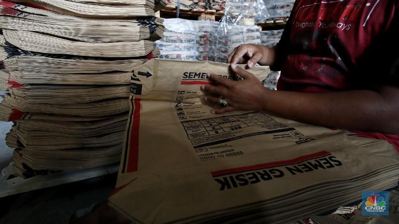 Produksi Semen Gresik, PT Semen Indonesia (CNBC Indonesia/Tri Susilo)