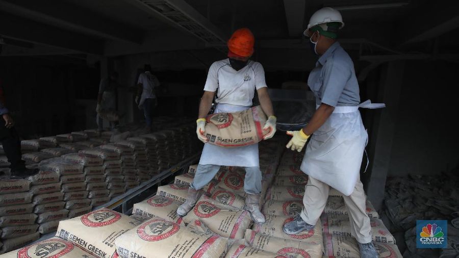 Produksi Semen Gresik, PT Semen Indonesia (CNBC Indonesia/Tri Susilo)