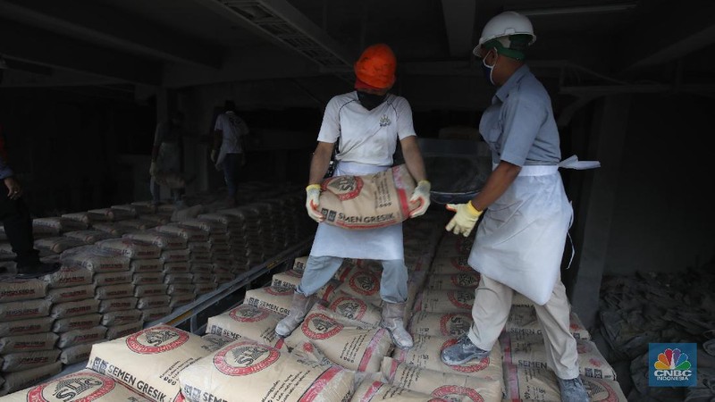 Produksi Semen Gresik, PT Semen Indonesia (CNBC Indonesia/Tri Susilo)