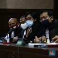 Bandit Saham Gorengan di RI: Bentjok & Heru Hidayat