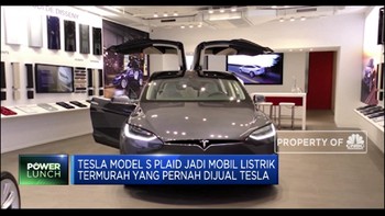 Tesla Model S Plaid Dibanderol USD 25 Ribu