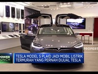 Tesla Model S Plaid Dibanderol USD 25 Ribu