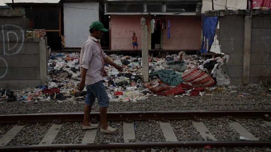 Potret Kemiskinan Ibu Kota di Tengah Pandemi (CNBC Indonesia/Tri Susilo)