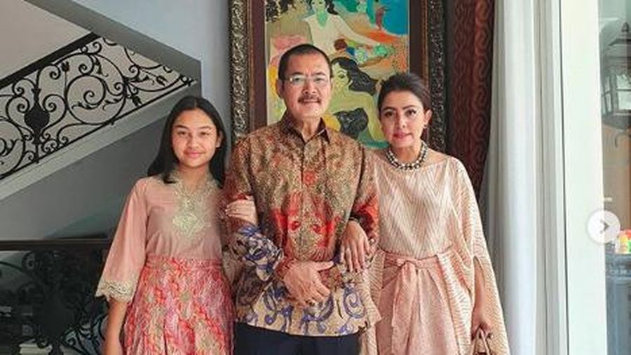 potret Mayangsari