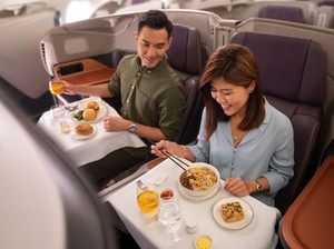 Rekomendasi untuk Traveler Pencinta Kuliner: 5 Maskapai dengan Sajian Terenak