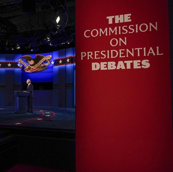 Trump & Biden Saling Serang, Begini Panasnya Debat Capres AS