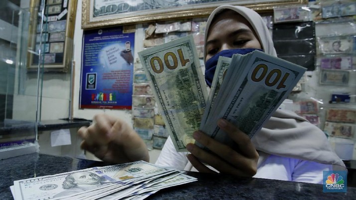 Ilustrasii Dollar AS (CNBC Indonesia/ Tri Susilo) Ilustrasii Dollar AS (CNBC Indonesia/ Tri Susilo)