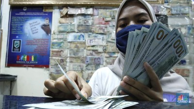Ilustrasii Dollar AS (CNBC Indonesia/ Tri Susilo) Ilustrasii Dollar AS (CNBC Indonesia/ Tri Susilo)