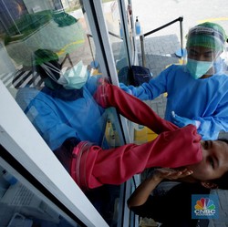Harga Test Swab Corona Mahal, Bisa Turun Jadi Rp 797 Ribu?