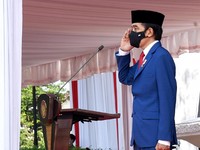 HUT TNI ke 75, Jokowi: Kita Melawan Musuh Tak Kasat Mata