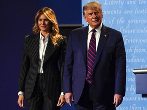 Kisah Donald Trump Pertama Bertemu Melania, Sedang Kencan dengan Wanita Lain