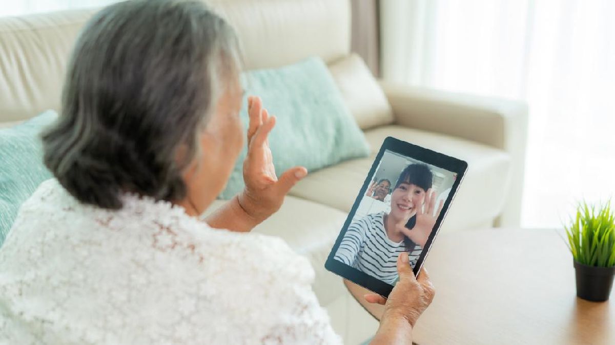 Pemerataan Akses Internet Bikin Dekat Anak Rantau dan Keluarga di Kampung — NadiKabar.com