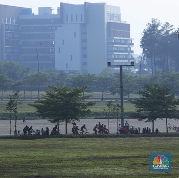 Minggu Pagi, Menhub Kunker Sambil Sepedaan di BSD City