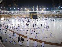 Perdana! 419 Jemaah Umrah RI Diberangkatkan Hari Ini