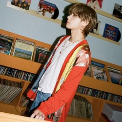 Bikin Bangga! V BTS Pecahkan Banyak Rekor Billboard Baru