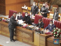 Ternyata Buruh Sudah Mencium RUU Ciptaker Disahkan Hari Ini