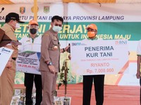 Sejahterakan Petani, BNI Luncurkan Kartu Tani Berjaya
