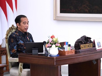 Jokowi Sebut Pungli Dapat Hilang dengan Omnibus Law