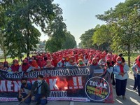 Omnibus Law: Pekerja Asing Dipermudah Masuk RI!