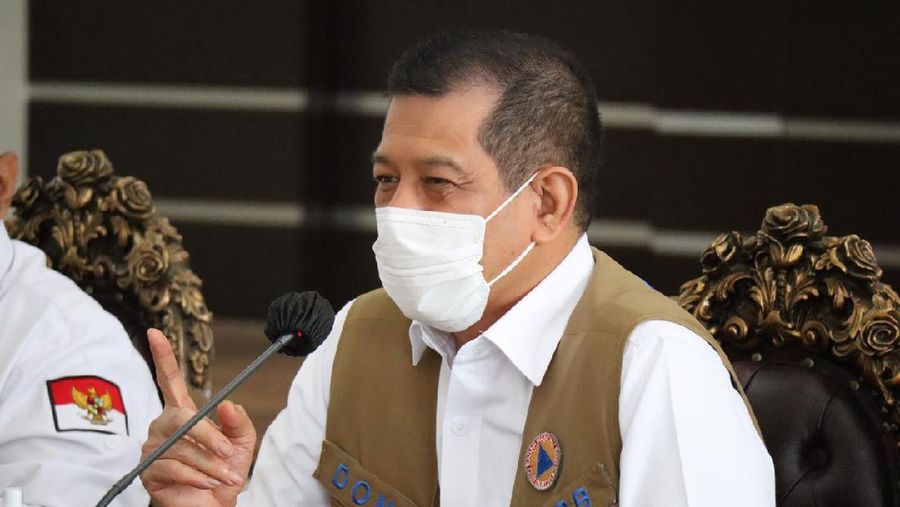 Doni Monardo hadir di Gorontalo, Pemerintah Pusat melalui Satuan Tugas Penanganan COVID-19 terus mendorong upaya penguatan penanganan COVID-19 di daerah melalui perubahan perilaku dan menegakkan penerapan protokol kesehatan sebagai bentuk pencegahan. (Dok: BNPB)