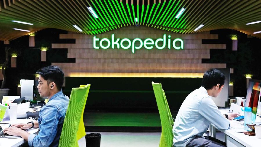 Penghargaan ‘Best Companies to Work For’ yang diterima Tokopedia, diberikan atas penilaian karyawan berdasarkan metode survei Total Engagement Assessment Model (TEAM) yang disusun oleh HR Asia. (Dok: Tokopedia)