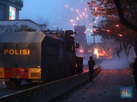 Saat Ricuh Demo Buruh Pecah, 10 Saham Ini Cuan Gilak!