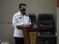 Satgas 'Nge-gas': Ultimatum Anies Cs Awasi Protokol Covid-19