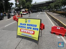 Alasan Percepat Pengesahan UU Omnibus Law: DPR Lockdown
