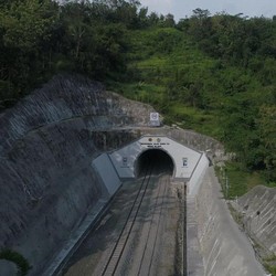 Saat Jalur Kereta Zaman Belanda di Jabar Mau Dihidupkan