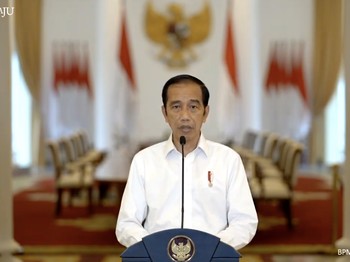 Jokowi Soal Vaksin: Jangan Buru-buru, Perhatikan Kehalalannya