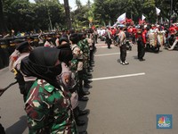 Balik Kanan! Buruh Tolak Omnibus Law Batal Geruduk Istana