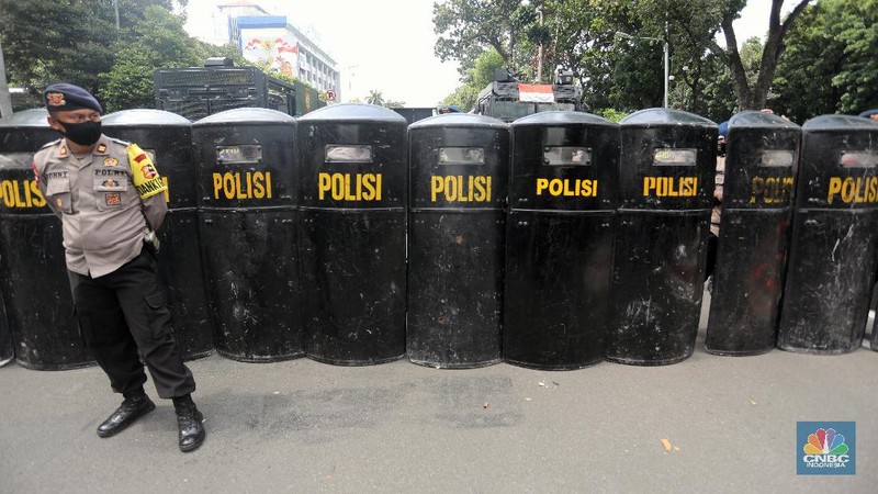 Demo Buruh Tolak Omnibus Law (CNBC Indonesia/ Andrean Kristianto)