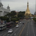 Situasi Myanmar Mencekam, Bank Tutup & Warga Antre Tarik Duit
