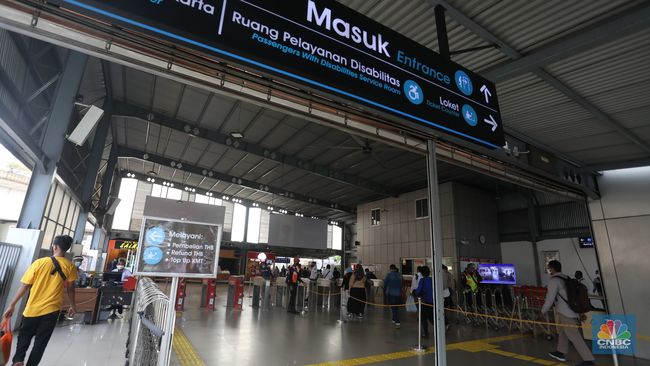 Akhir Tahun Ini Mrt Dan Kereta Commuter Bakal Melebur Satu<script async src=