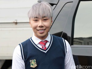 Tradisi Imlek Roy Kiyoshi: Nggak Sekadar Foya-foya
