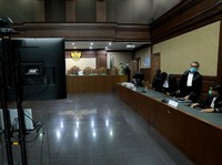 Tok! Eksepsi 13 MI Skandal Jiwasraya Lolos Dakwaan Korupsi