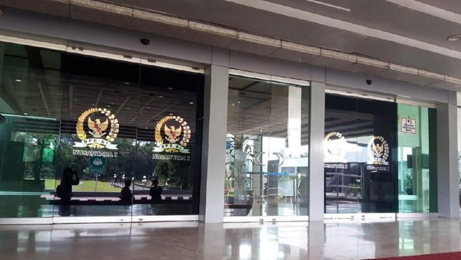 Suasana gedung Nusantara I DPR RI yang di-lockdown usai 18 anggota Dewan terpapar Corona. (Rahel/detikcom)