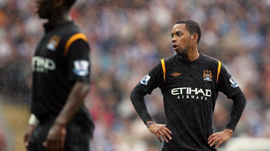 Manchester City's Robinho react's after he finds he is being subsituted during their English Premier League soccer match against Blackburn Rovers at Ewood Park Stadium, Blackburn, England, Saturday, Aug. 15, 2009. (AP Photo/Scott Heppell) ** NO INTERNET/MOBILE USAGE WITHOUT FOOTBALL ASSOCIATION PREMIER LEAGUE(FAPL)LICENCE. CALL +44 (0) 20 7864 9121 or EMAIL info@football-dataco.com FOR DETAILS **