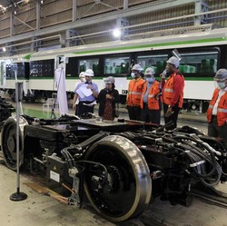 Wuih! INKA Panen Orderan Kereta dari PT KAI dan KCI