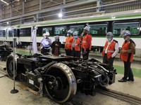 Wuih! INKA Panen Orderan Kereta dari PT KAI dan KCI