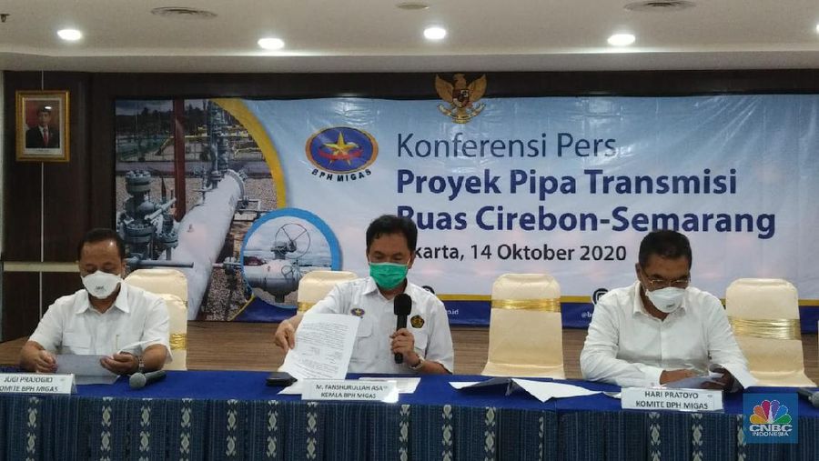 Konferensi Pers Proyek Pipa Transimis Ruas Cirebon-Semarang. Kantor BPH Migas, Jakarta, Rabu (14/10/2020). Foto: Yuni Astutik