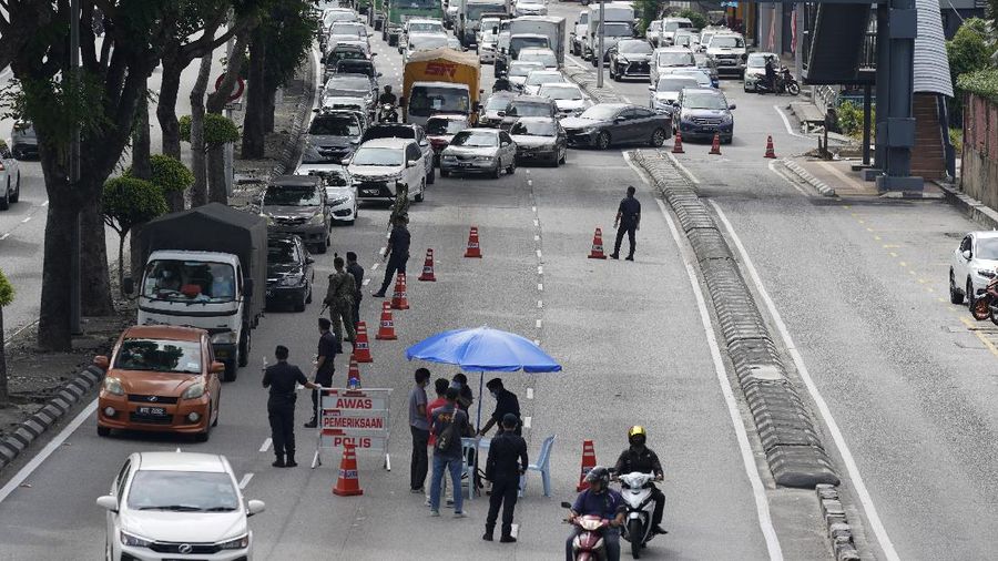 Virus Outbreak Malaysia