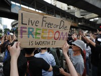 Cuma di Thailand! Rakyat Demo Gegara Situs Porno Tutup